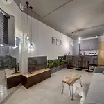 New Maisonette In The Centre Of