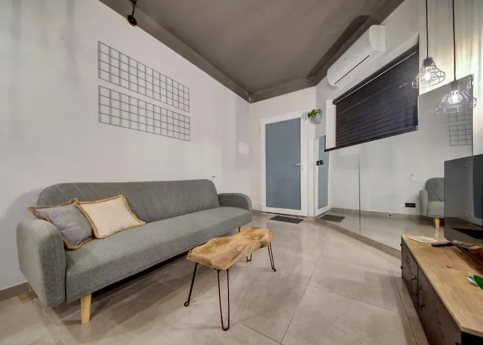 New Maisonette In The Centre Of Apartament Naxxar