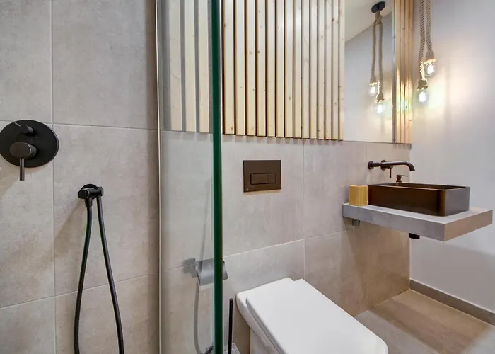 New Maisonette In The Centre Of